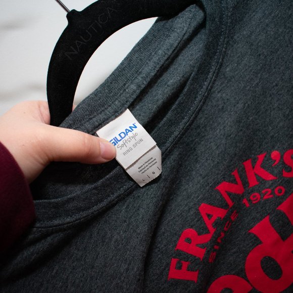 Franks Red Hot Lover Hot Sauce Shirt Size Large - Picture 3 of 3